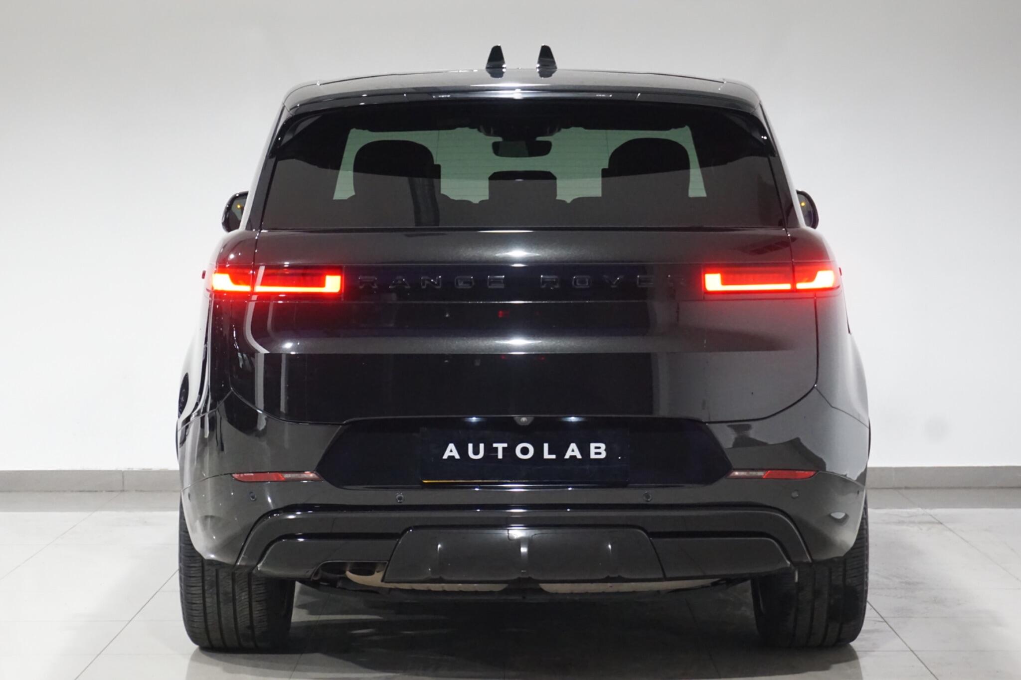 Land Rover Range Rover Sport 3.0 D300 MHEV Dynamic SE SUV 5dr Diesel Auto 4WD Euro 6 (s/s) (300 ps)